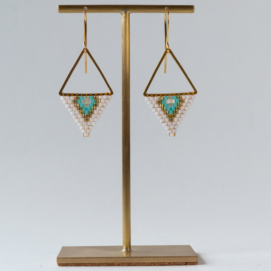 White, gold, facetted crystal with choice of pink or blue