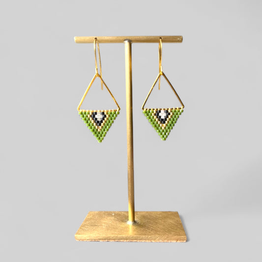 Avocado, gold coloured, white crystal facetted beads.